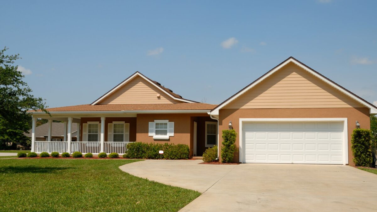 home, front yard, house