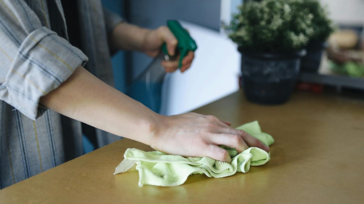 Cleaning a table top